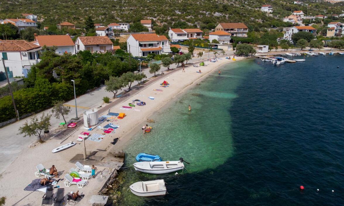 Plaža u Poljicama iz zraka