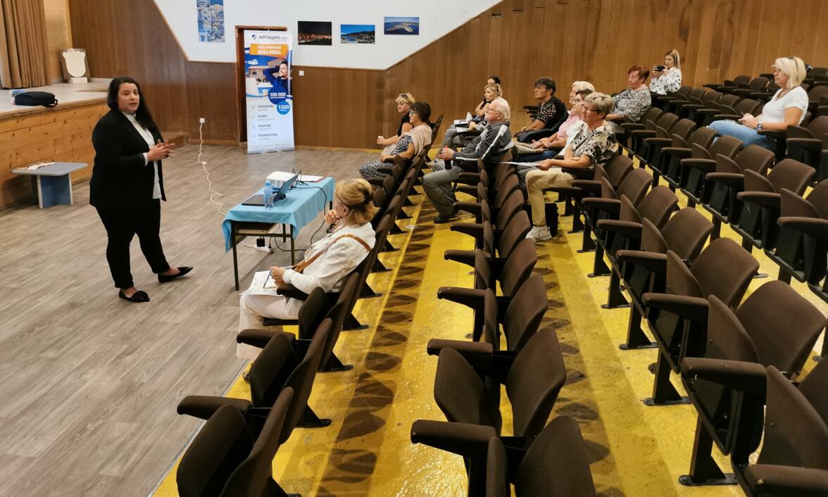 Održana besplatna edukacija za vlasnike privatnog smještaja